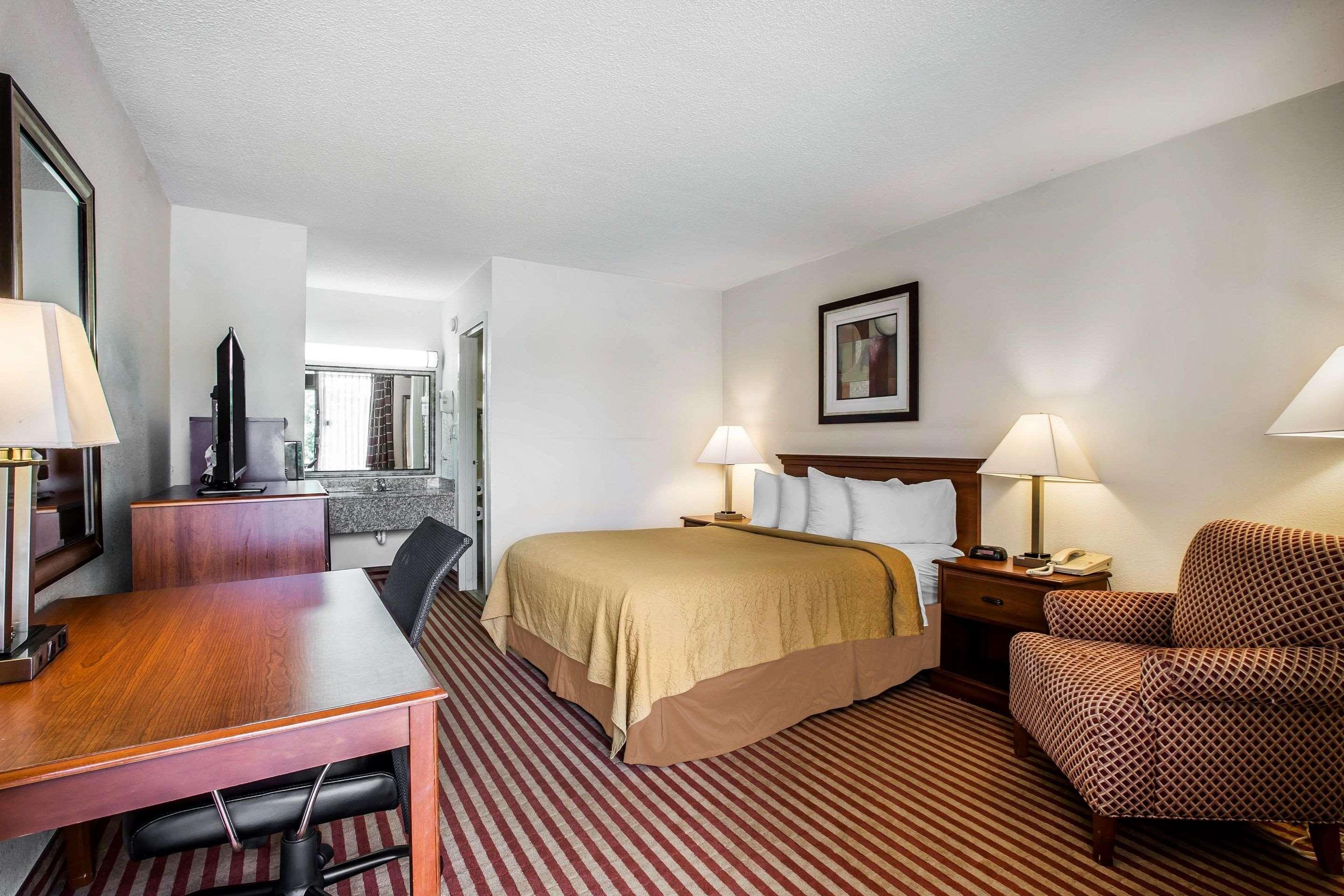 Quality Inn Madison Zewnętrze zdjęcie
