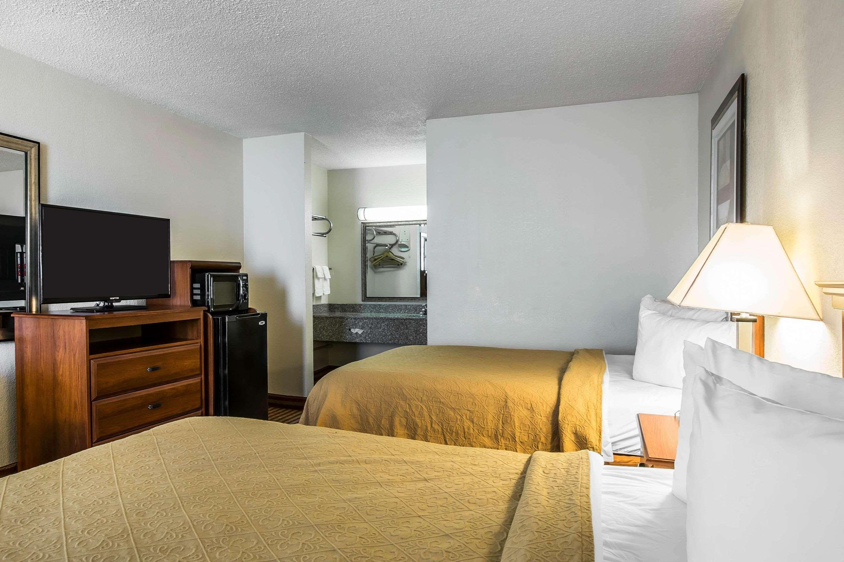 Quality Inn Madison Zewnętrze zdjęcie