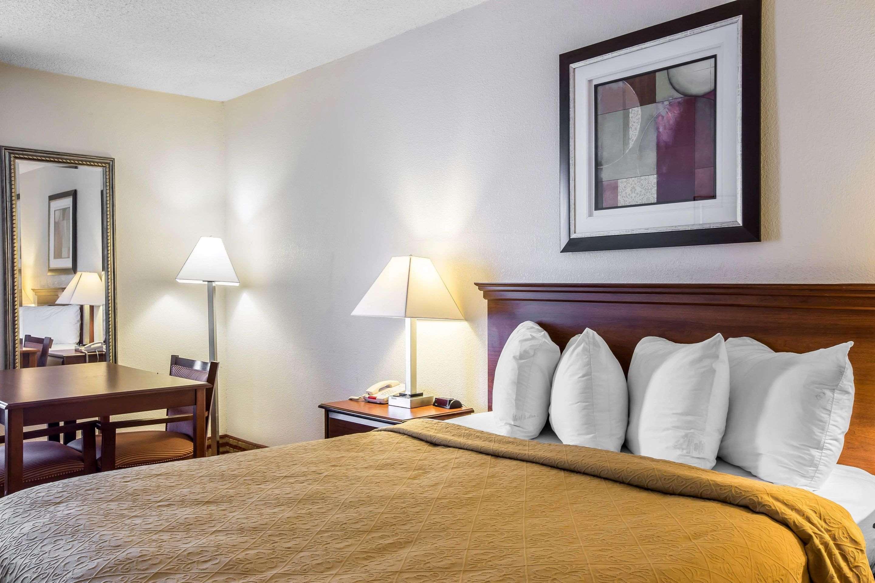 Quality Inn Madison Zewnętrze zdjęcie